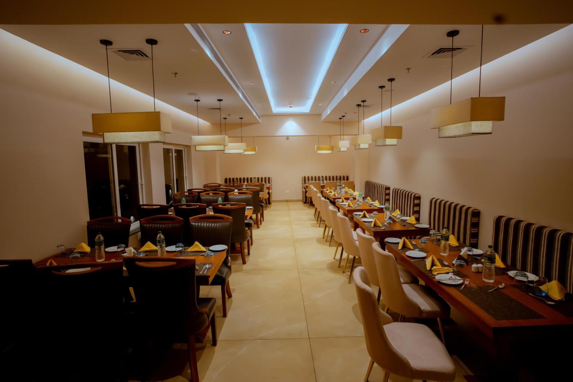 Beeza Clubhouse Hotel Kottayam Exterior photo